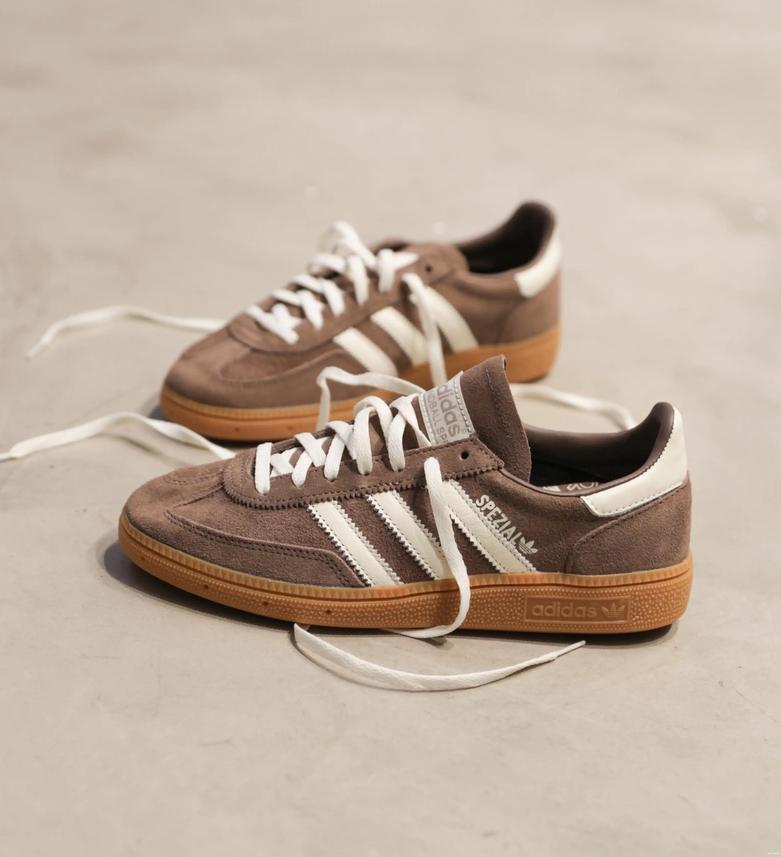 W Gum Spezial Strata Earth Handball adidas 0622